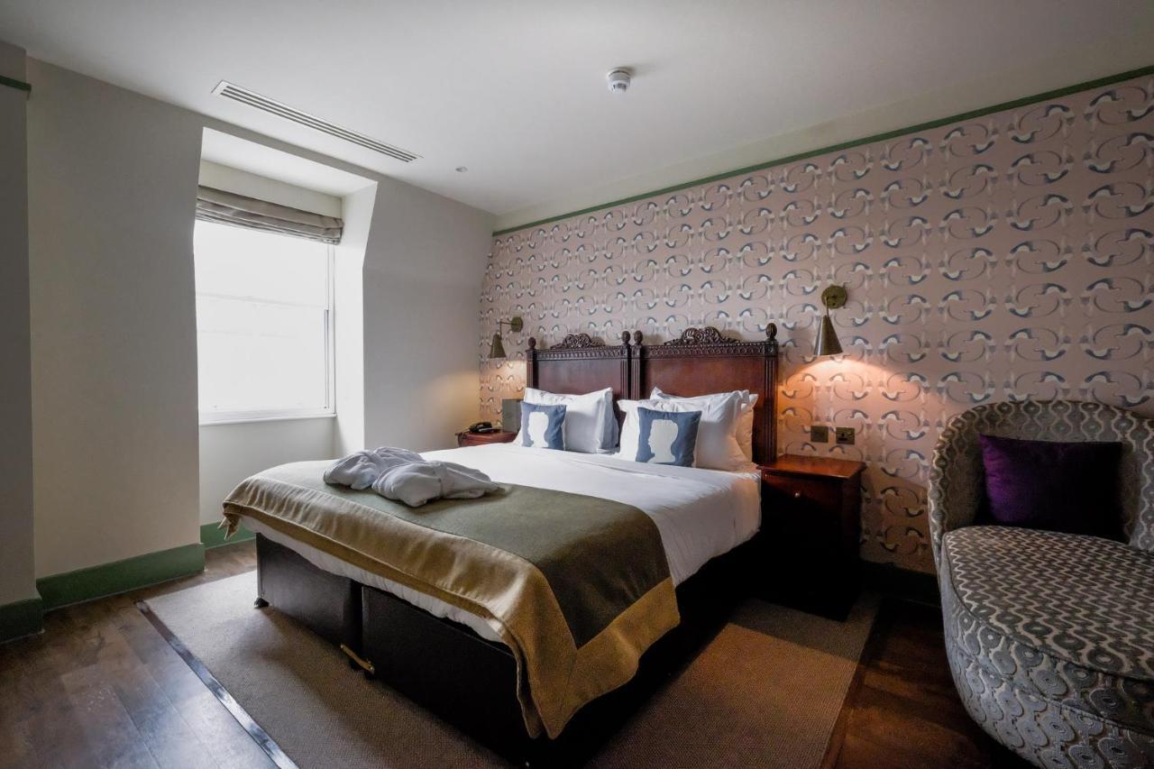 Bloomsbury Bedroom