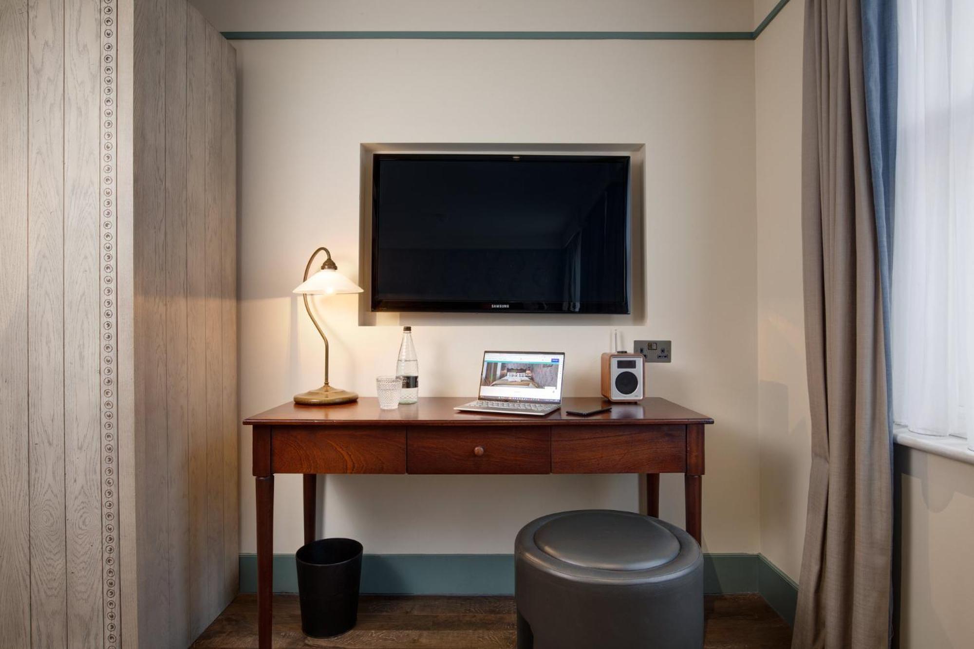 Bloomsbury Bedroom